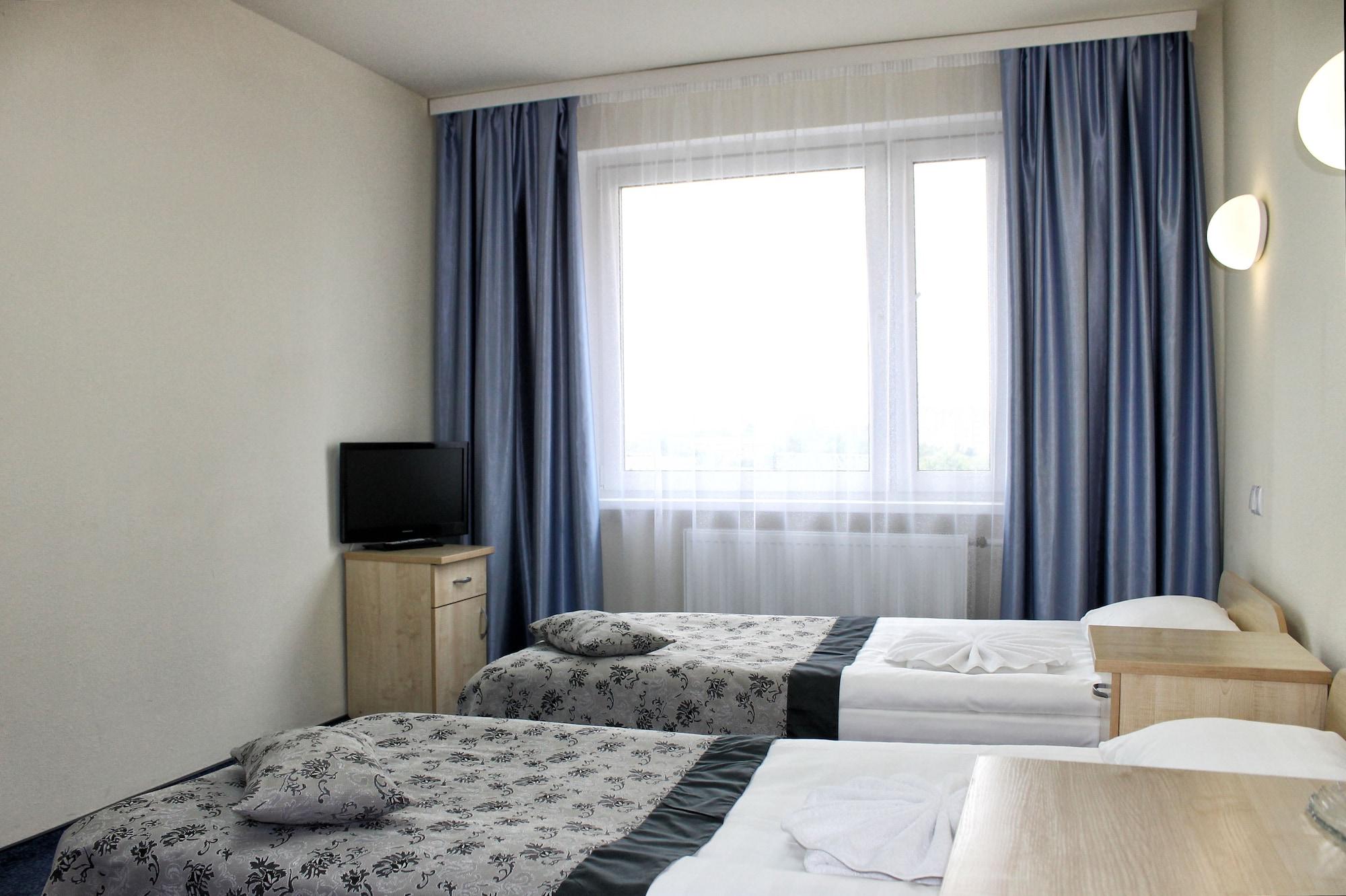 East Time Hotel Minsk Exterior photo