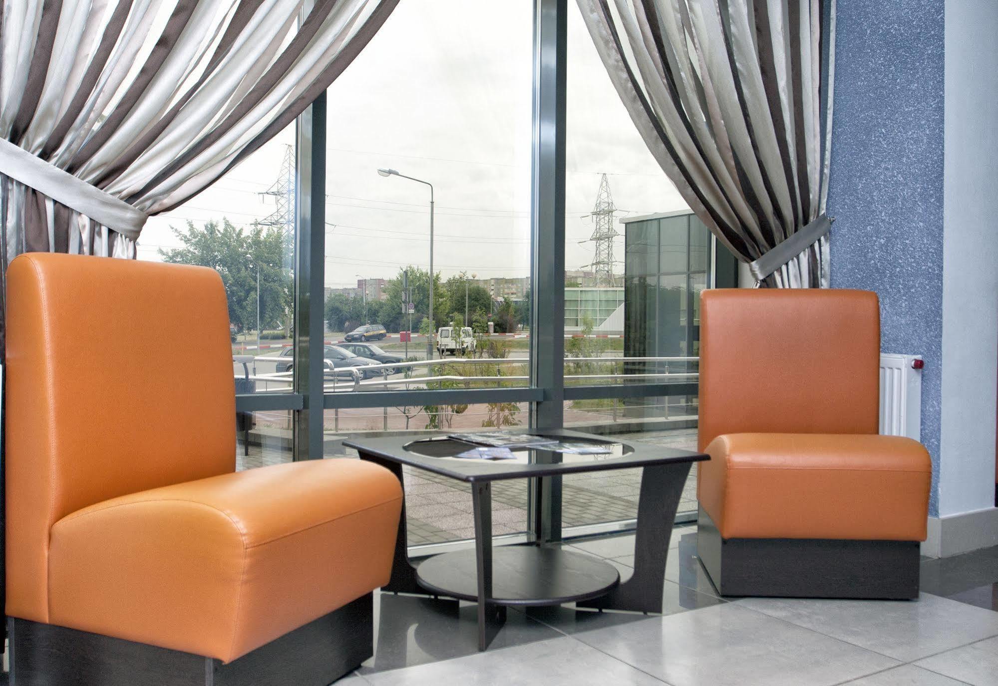East Time Hotel Minsk Exterior photo